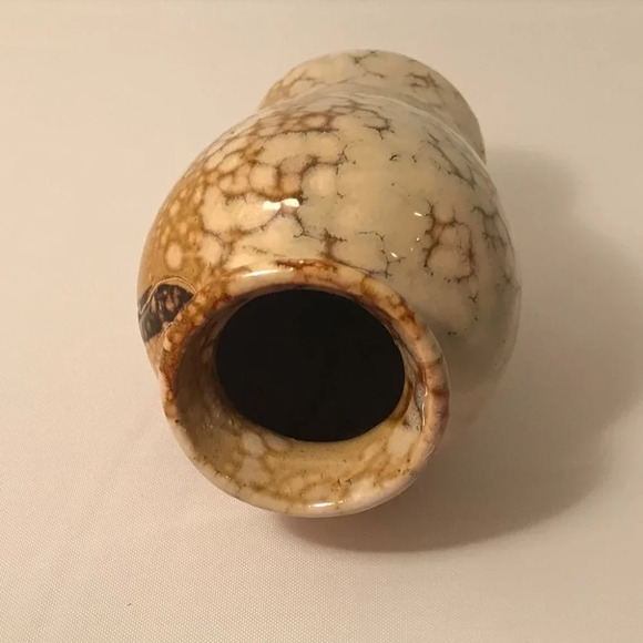VASE Handcrafted Petit Size Beautiful Subtle Speckled  Glaze - Picture 2 of 4